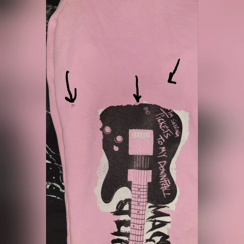 MGK Tickets To My Downfall RARE Pink Sweatpants Size XL - Picture 3 of 4